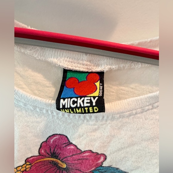 Vintage Disney Mickey Minnie Hawaiian Graphic Crop Tank Top medium - Picture 3 of 9